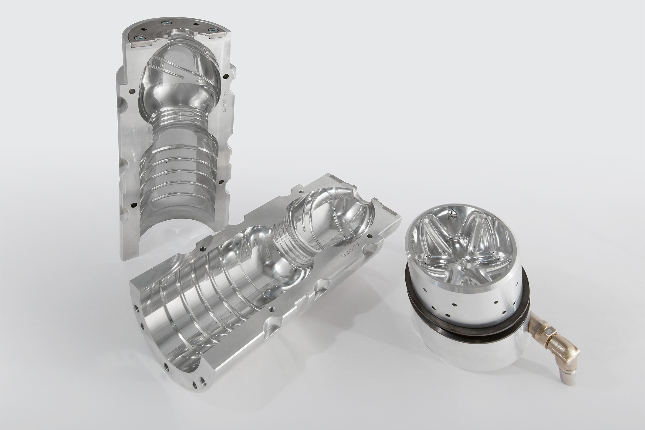 Blow mold for PET bottle